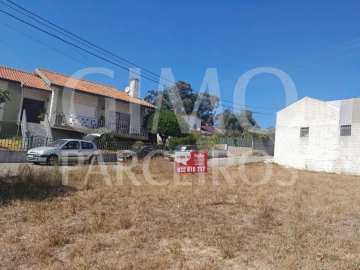 Terreno para Venda em Oliveira do Bairro