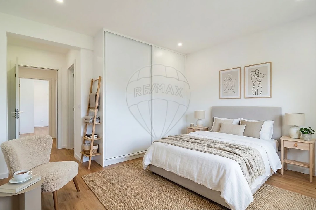 Apartamento T3 para Venda em Carcavelos e Parede Foto 17