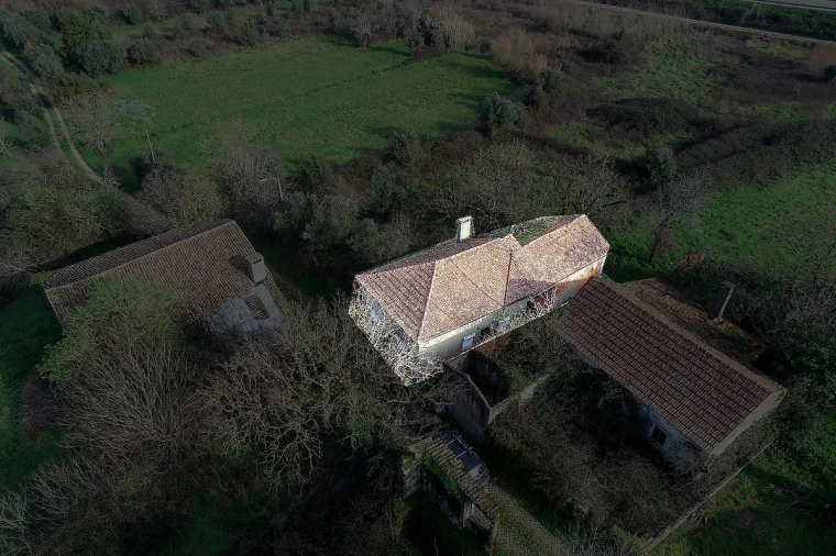 Moradia T3 para Venda em Chão de Couce Foto 11