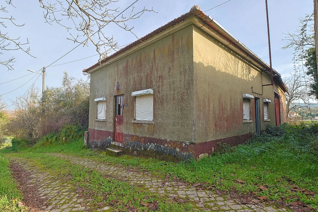 Moradia T3 para Venda em Chão de Couce Foto 1