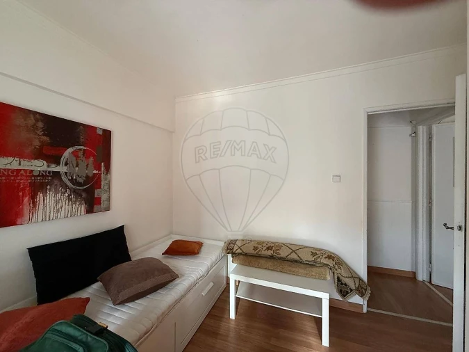 Apartamento T2 para Arrendamento em Encosta do Sol Foto 4