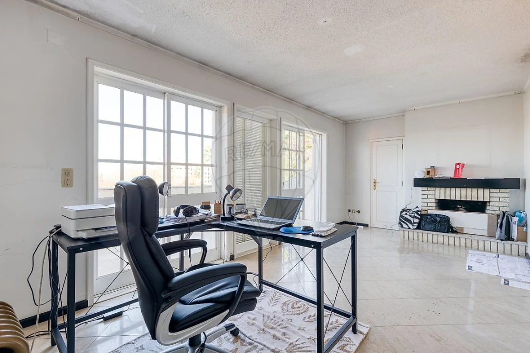 Moradia T10 para Venda em Arcozelo Foto 34