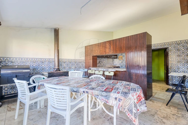 Moradia T10 para Venda em Arcozelo Foto 46