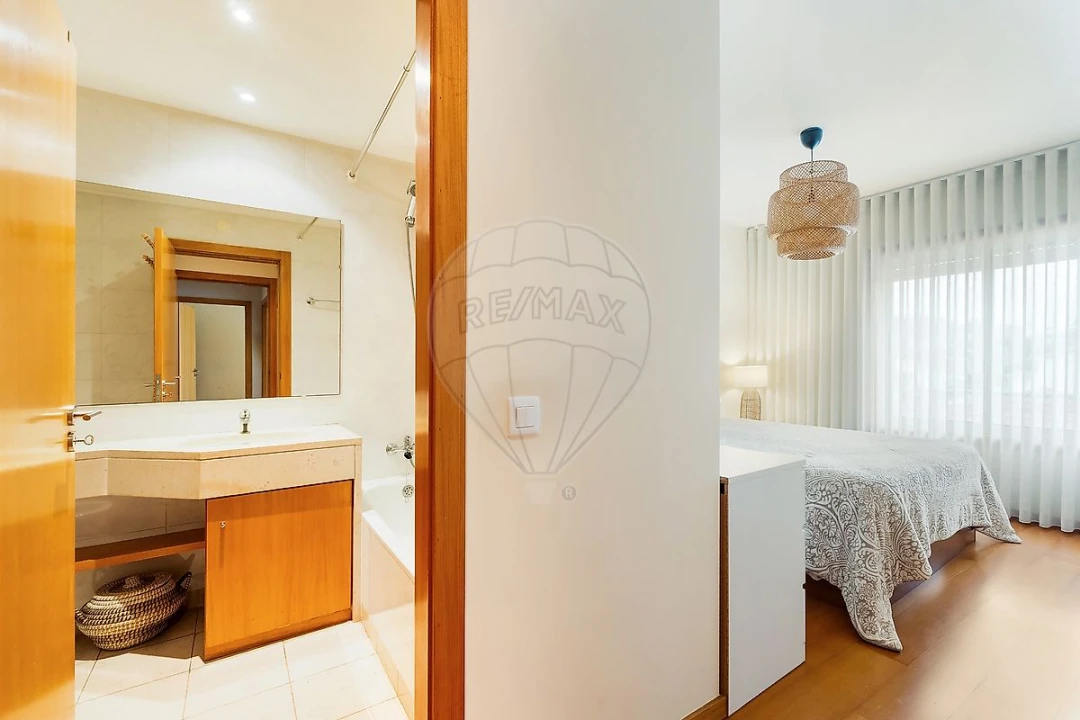 Apartamento T3 para Venda em Campanhã Foto 23