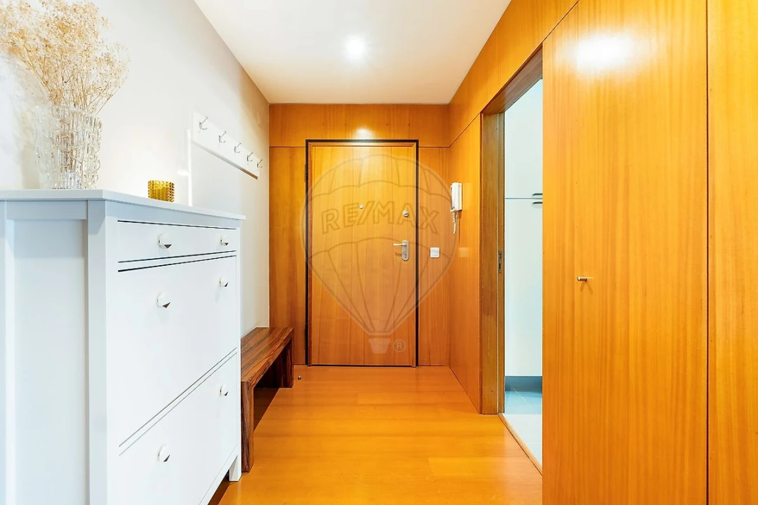 Apartamento T3 para Venda em Campanhã Foto 5