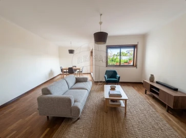 Apartamento T2 para Venda em Aldoar, Foz do Douro e Nevogilde