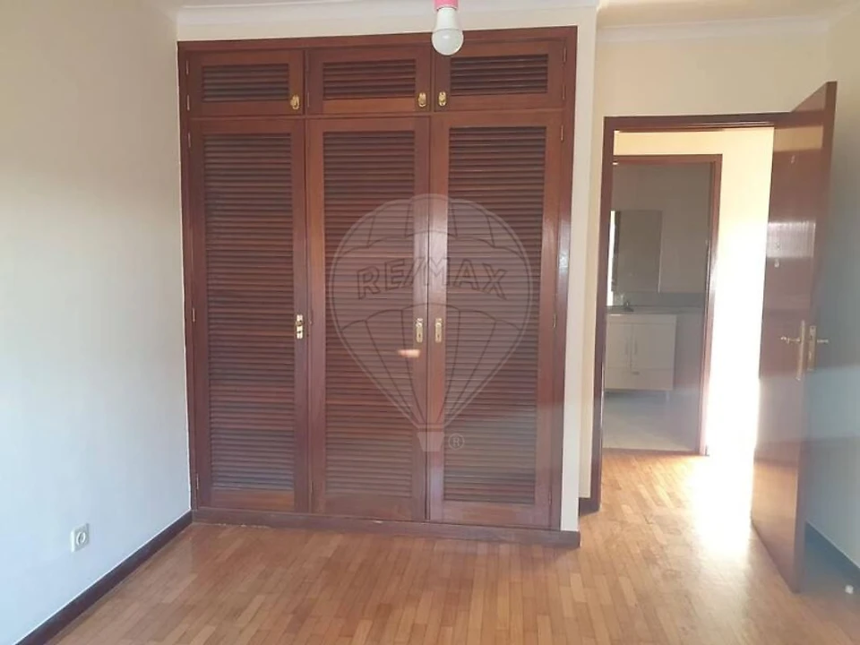 Apartamento T2 para Venda em Aldoar, Foz do Douro e Nevogilde Foto 2