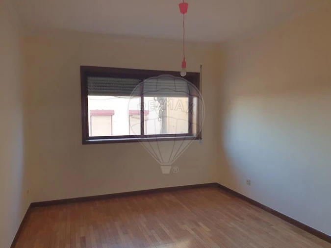Apartamento T2 para Venda em Aldoar, Foz do Douro e Nevogilde Foto 4