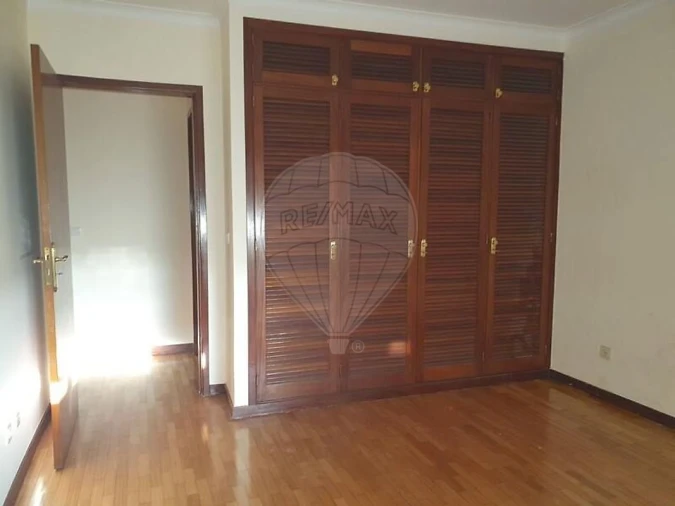 Apartamento T2 para Venda em Aldoar, Foz do Douro e Nevogilde Foto 1