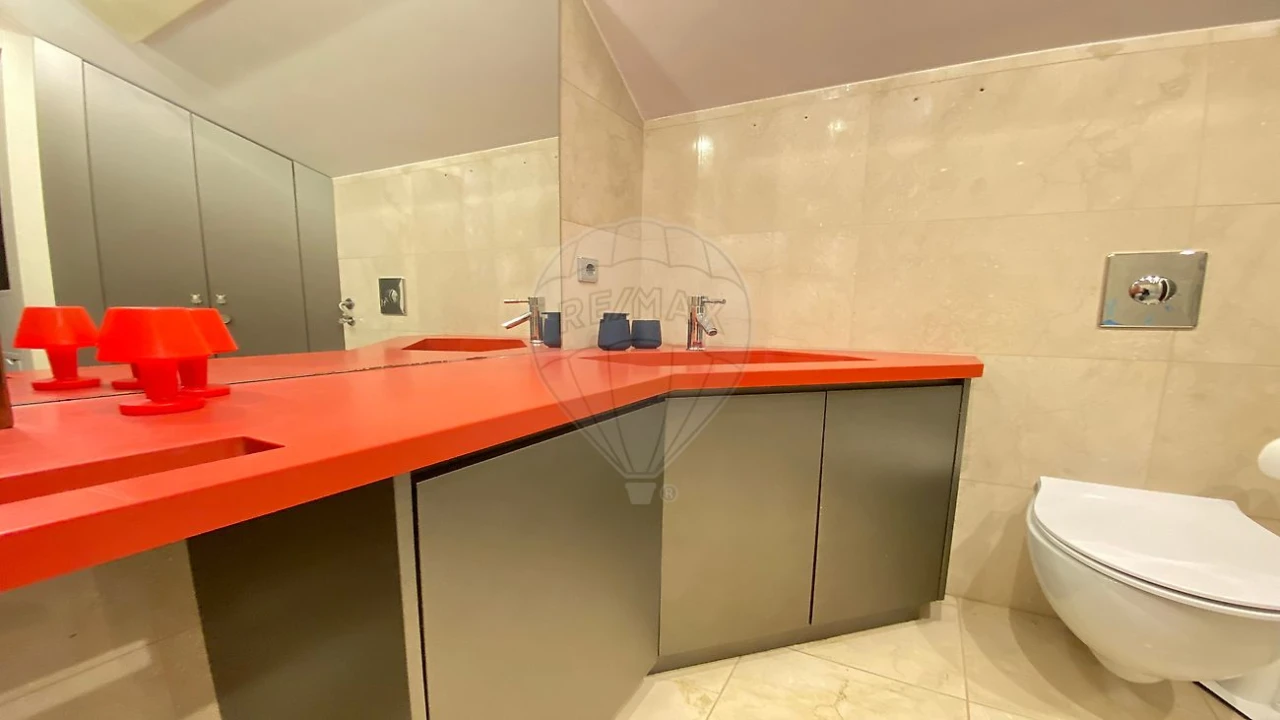 Apartamento T5 para Venda em Cedofeita, Santo Ildefonso, Sé, Miragaia, São Nicolau e Vitória Foto 30