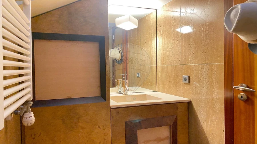 Apartamento T5 para Venda em Cedofeita, Santo Ildefonso, Sé, Miragaia, São Nicolau e Vitória Foto 28