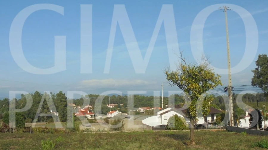 Terreno para Venda em Barrô e Aguada de Baixo
