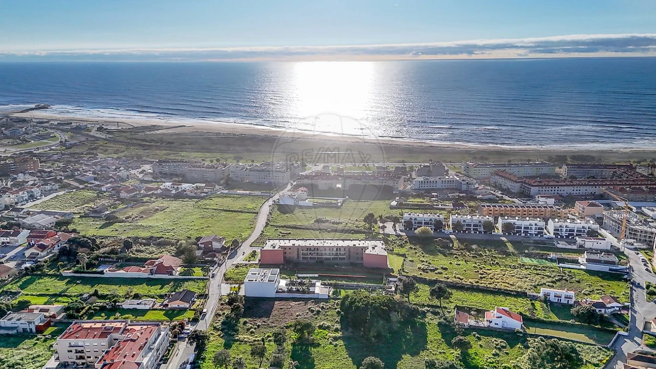 Apartamento T2 para Venda em São Felix da Marinha Foto 11