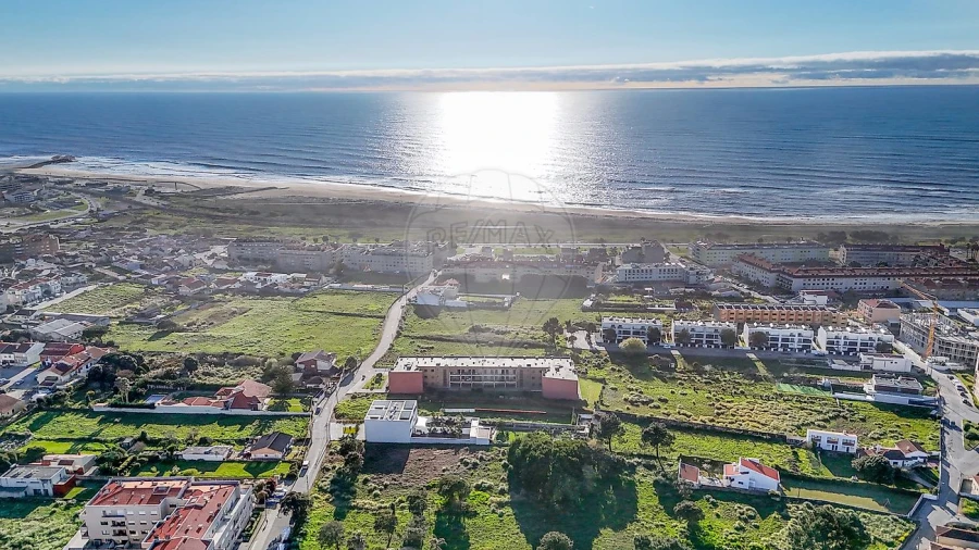 Apartamento T2 para Venda em São Felix da Marinha Foto 11