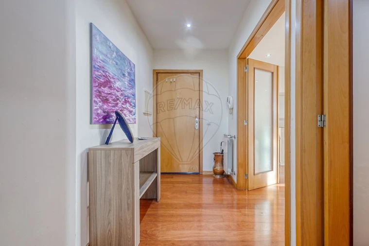 Apartamento T2 para Venda em São Felix da Marinha Foto 2