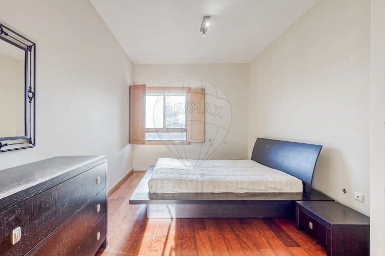 Apartamento T2 para Venda em São Felix da Marinha Foto 5