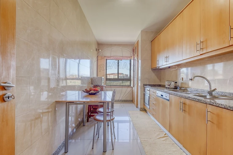 Apartamento T2 para Venda em São Felix da Marinha Foto 12