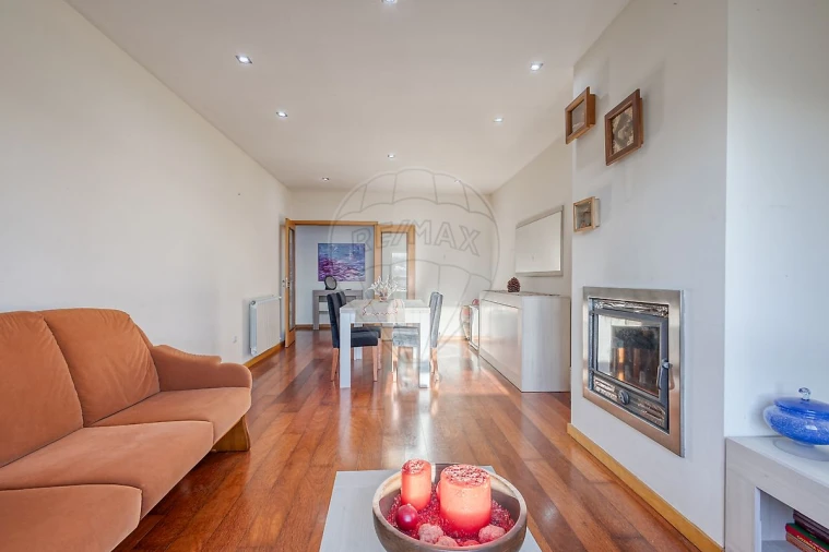 Apartamento T2 para Venda em São Felix da Marinha Foto 8