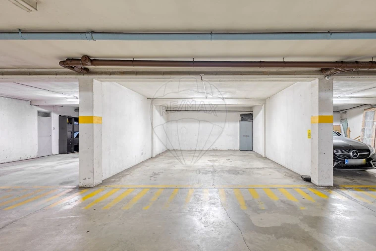 Apartamento T2 para Venda em São Felix da Marinha Foto 9