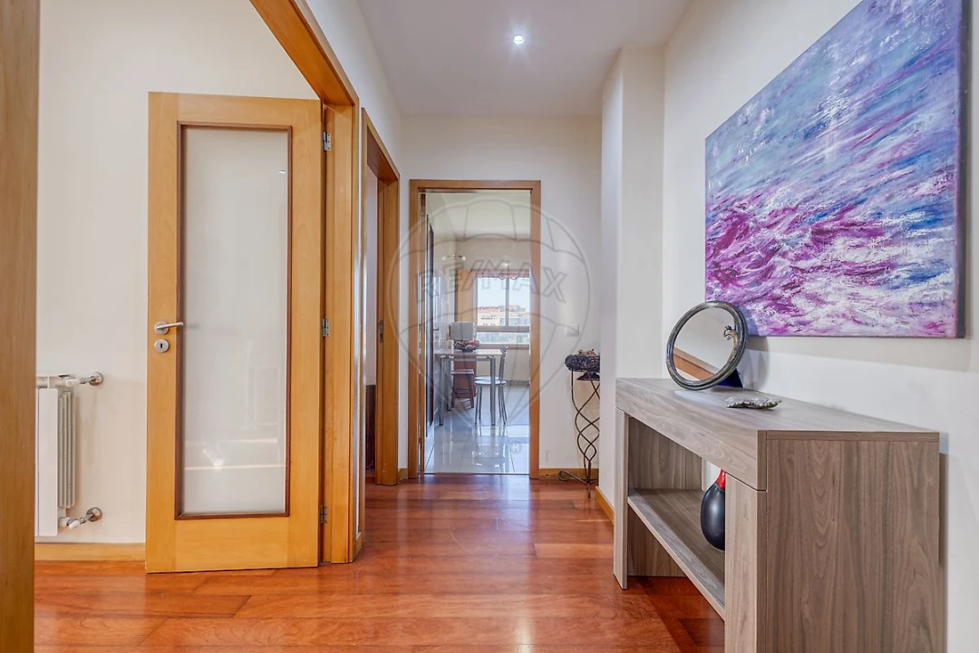 Apartamento T2 para Venda em São Felix da Marinha Foto 4