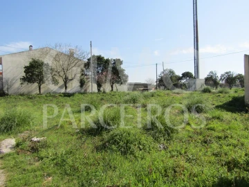 Terreno para Venda em Esgueira