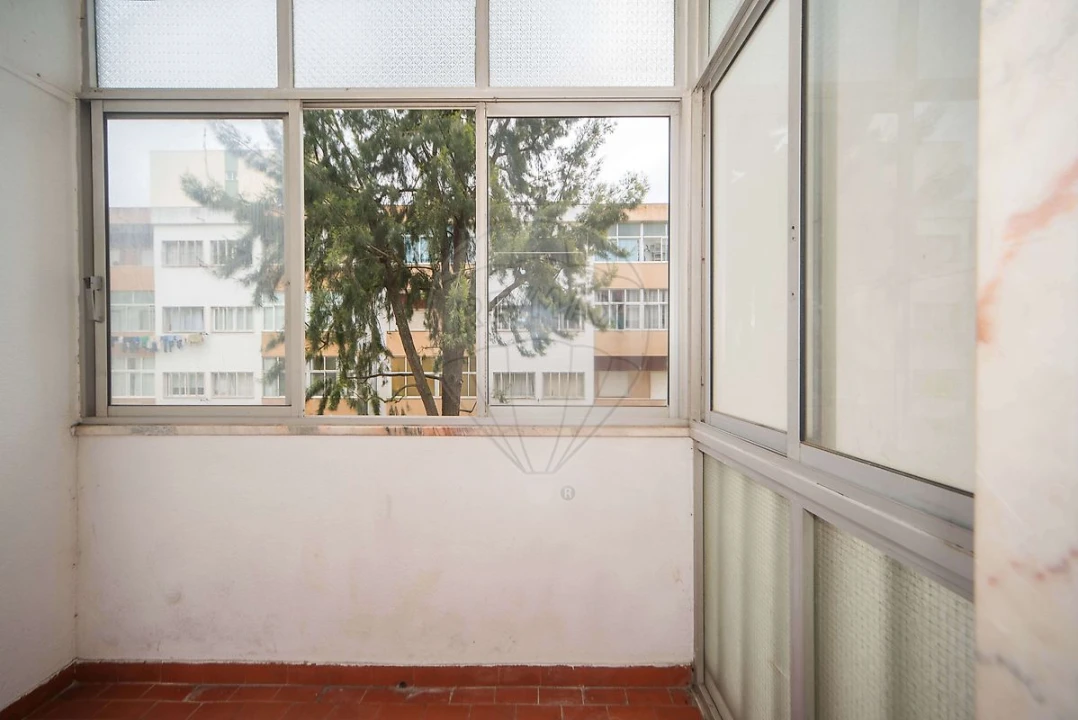 Apartamento T3 para Venda em Corroios Foto 23