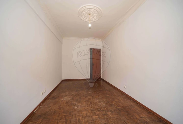 Apartamento T3 para Venda em Corroios Foto 31