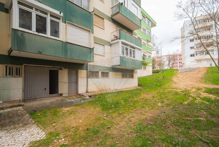 Apartamento T3 para Venda em Corroios Foto 6