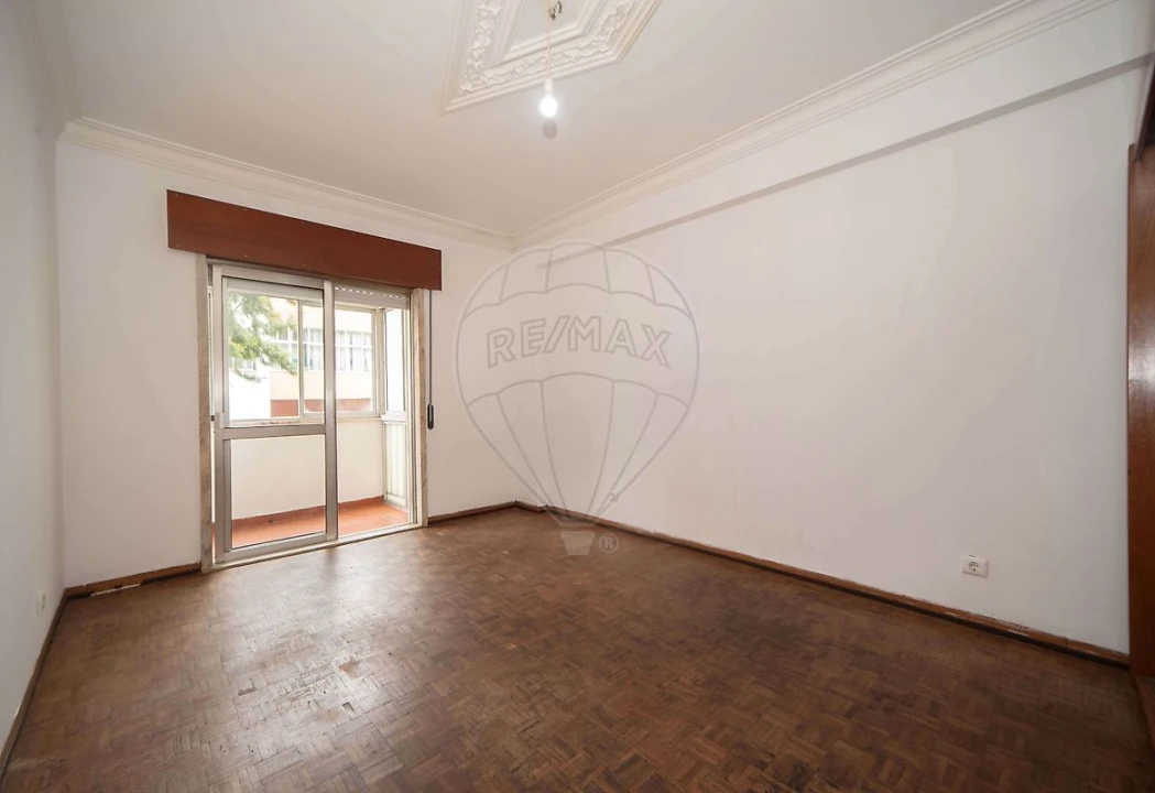 Apartamento T3 para Venda em Corroios Foto 18