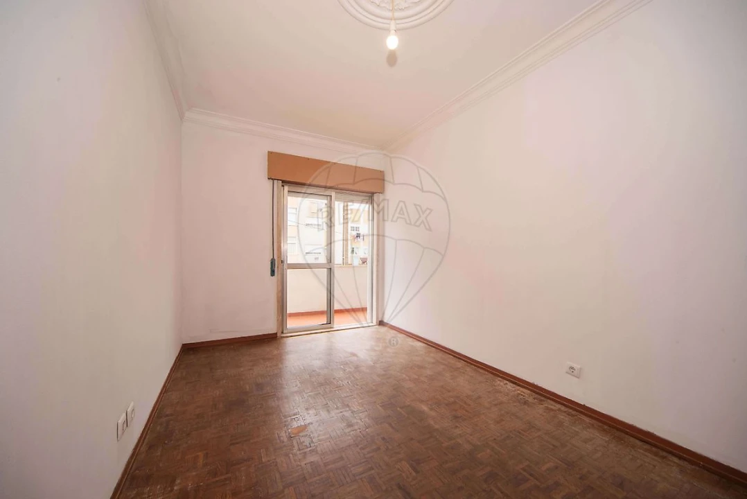 Apartamento T3 para Venda em Corroios Foto 26