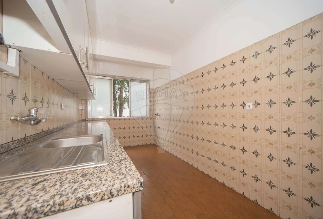 Apartamento T3 para Venda em Corroios Foto 22