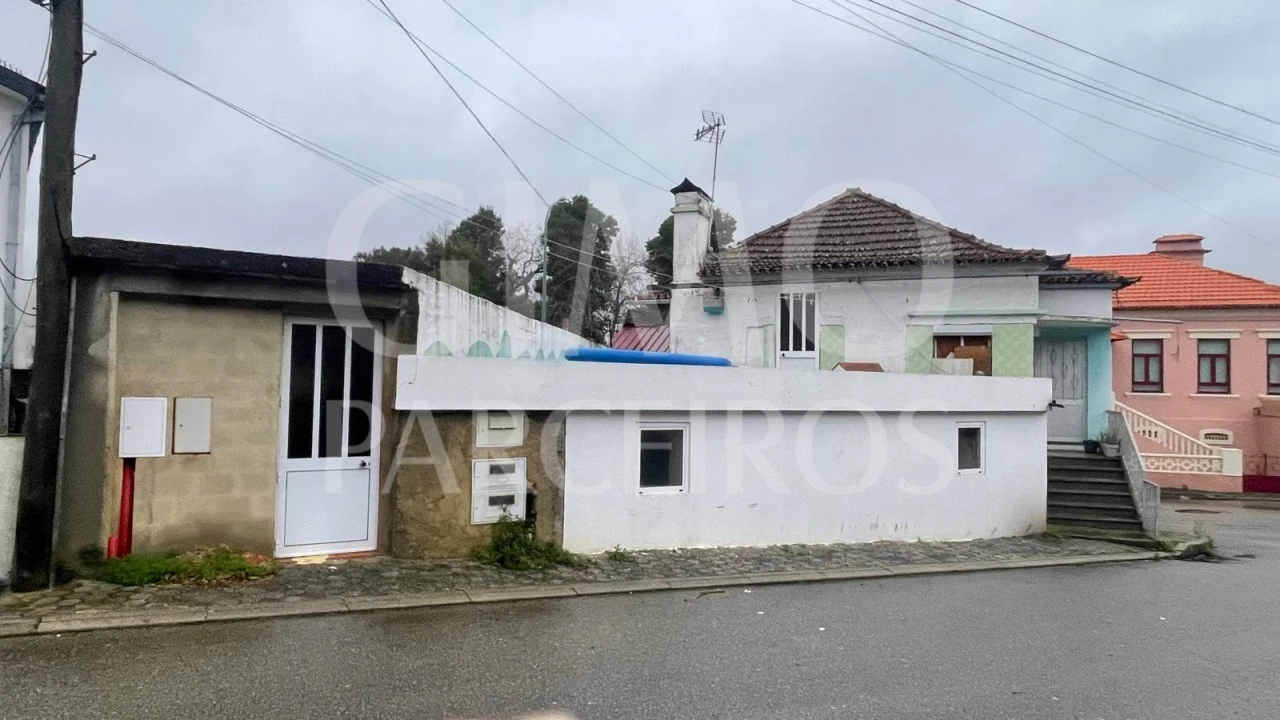 Moradia T3 para Venda em Bustos, Troviscal e Mamarrosa Foto 3