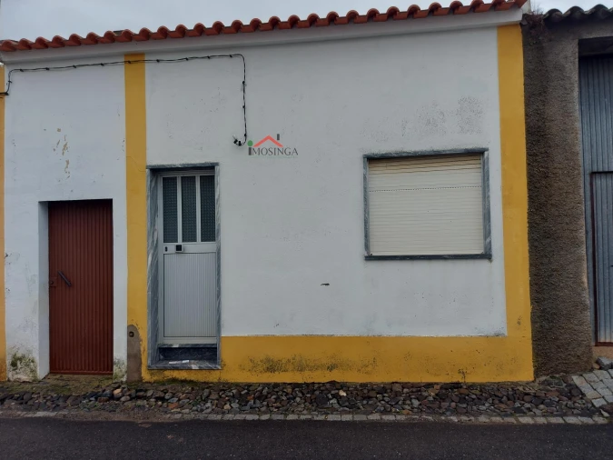Moradia T1 para Venda em Ferreira do Alentejo e Canhestros Foto 1