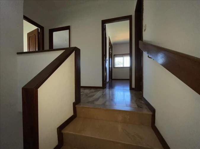 Moradia T3 para Venda em Arcozelo Foto 13