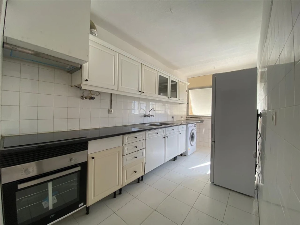 Apartamento T2 para Venda em União das Freguesias de Setúbal Foto 4