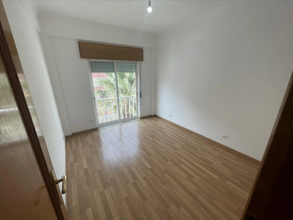 Apartamento T2 para Venda em União das Freguesias de Setúbal Foto 9