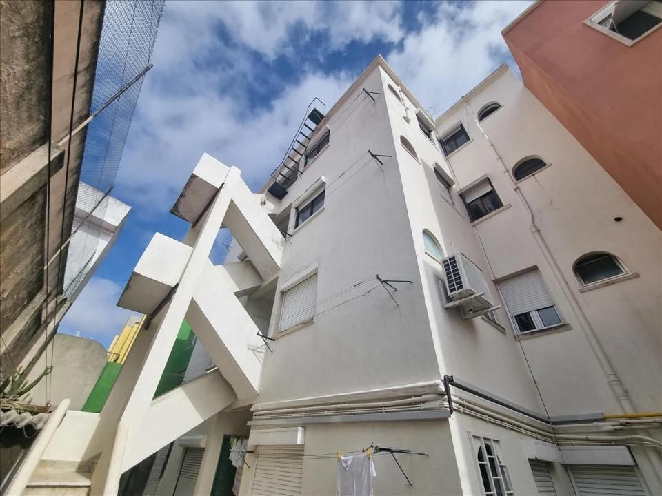 Apartamento T1 para Venda em Beato Foto 19