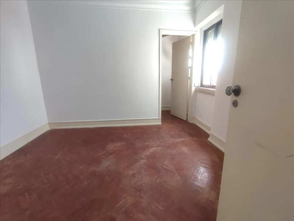 Apartamento T1 para Venda em Beato Foto 8
