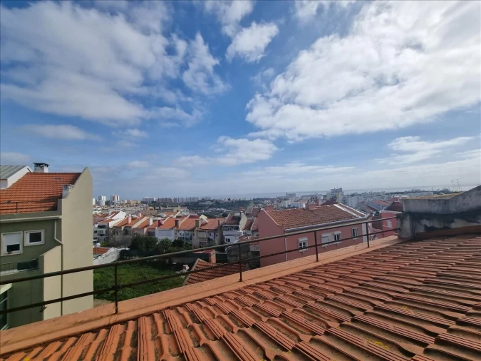 Apartamento T1 para Venda em Beato Foto 17