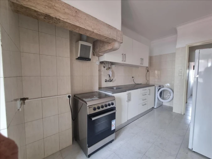 Apartamento T1 para Venda em Beato Foto 2