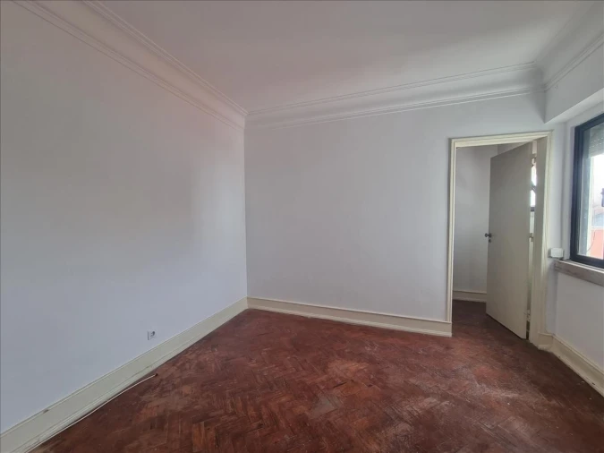 Apartamento T1 para Venda em Beato Foto 7