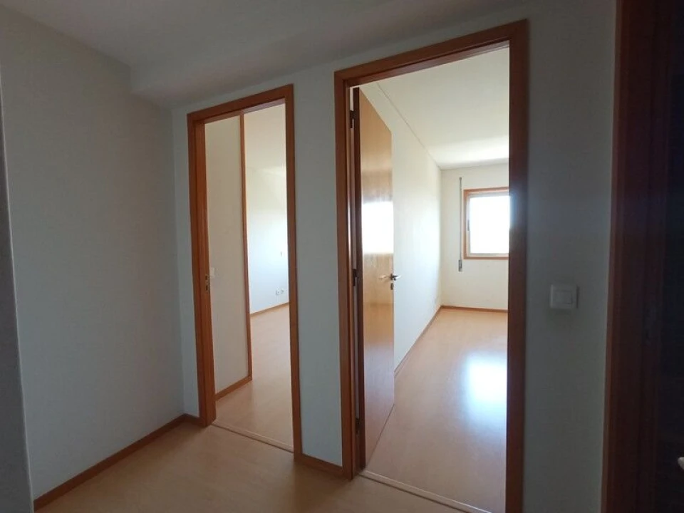 Apartamento T3 para Venda em Moreira Foto 17