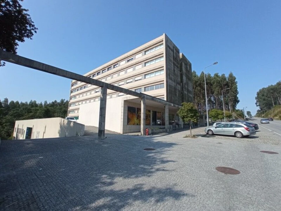 Apartamento T3 para Venda em Moreira Foto 2