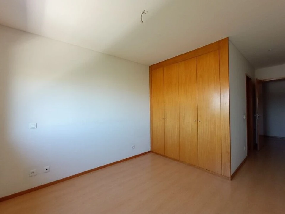 Apartamento T3 para Venda em Moreira Foto 9