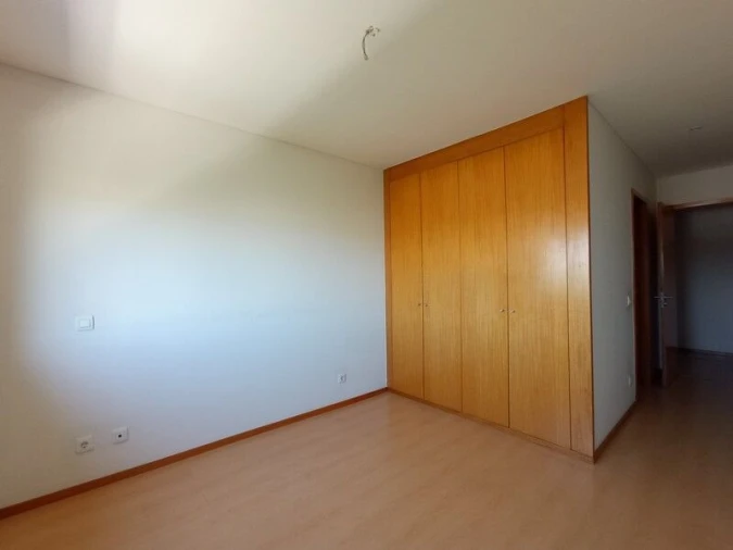 Apartamento T3 para Venda em Moreira Foto 9