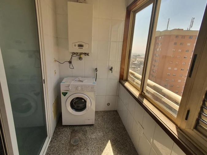 Apartamento T3 para Venda em Vilar de Andorinho Foto 8