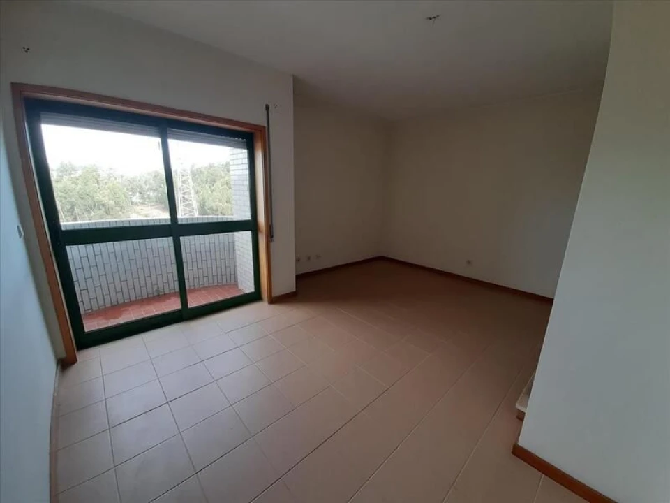 Apartamento T2 para Venda em Fânzeres e São Pedro da Cova Foto 3