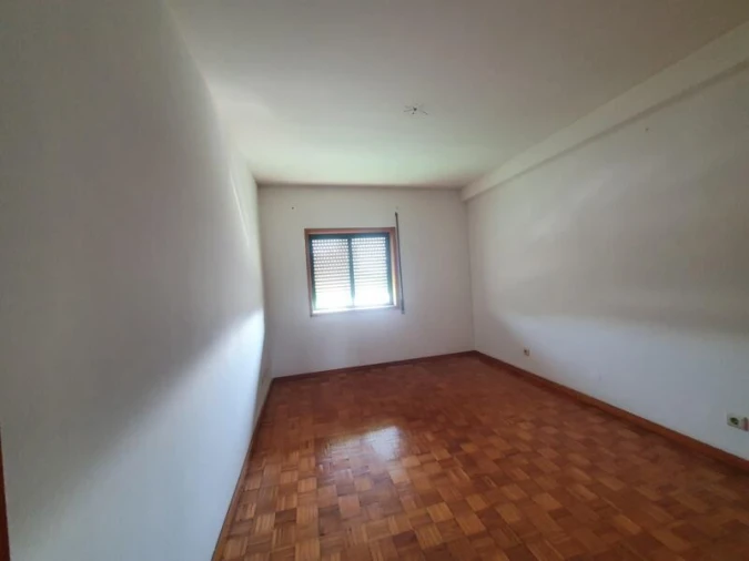 Apartamento T2 para Venda em Fânzeres e São Pedro da Cova Foto 11