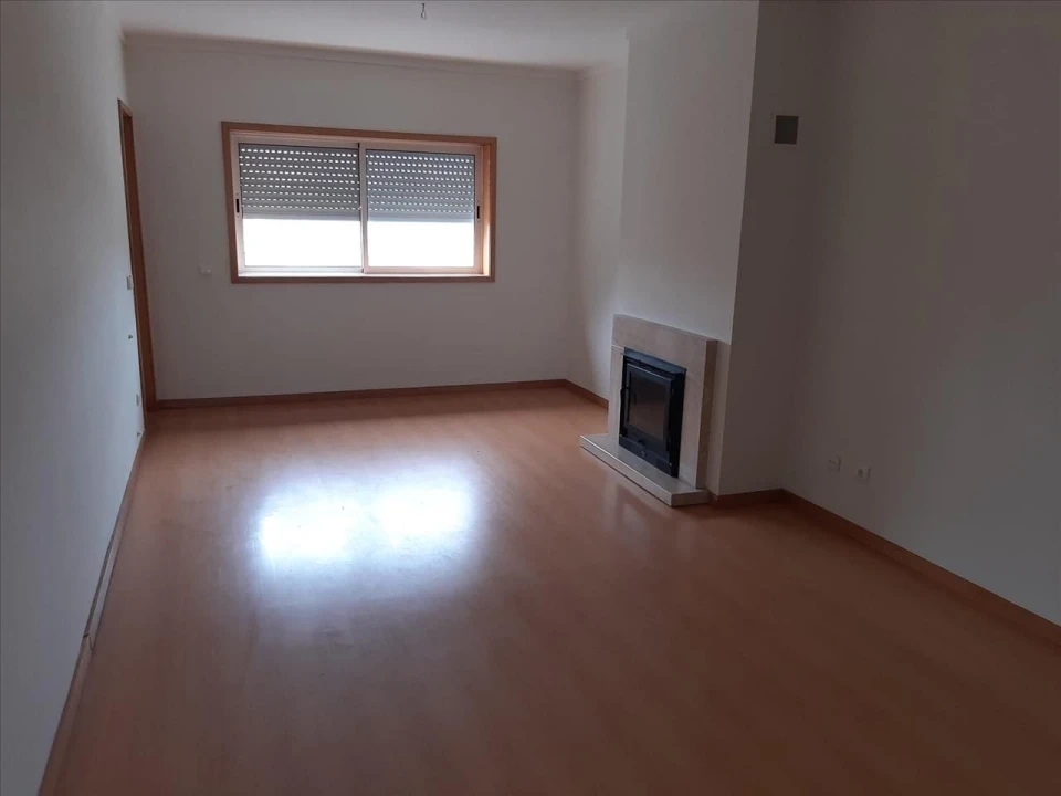 Apartamento T2 para Venda em Ermesinde Foto 2