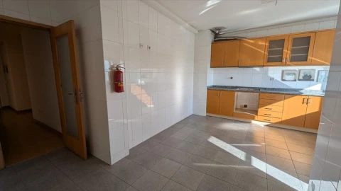 Apartamento T3 para Venda em Ermesinde